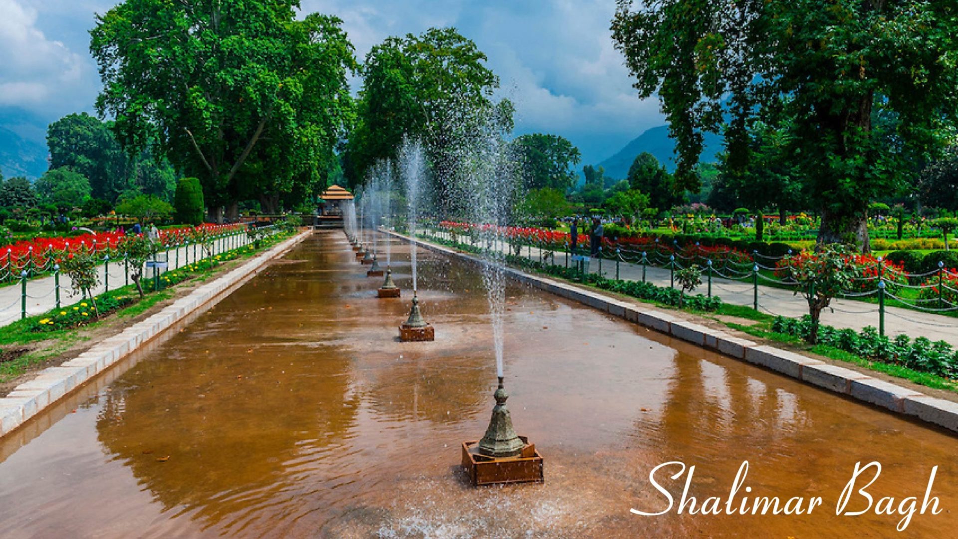 mughal gardens in kashmir